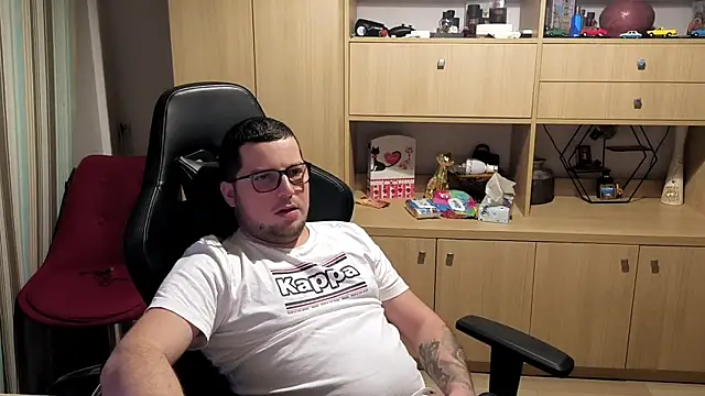 kevinnlovelly's cam snapshot