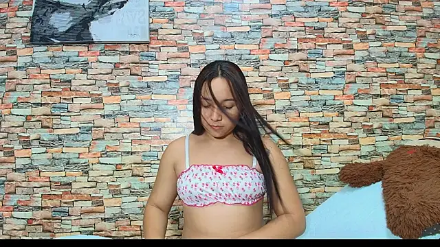 couple_lovelyds live sex cam