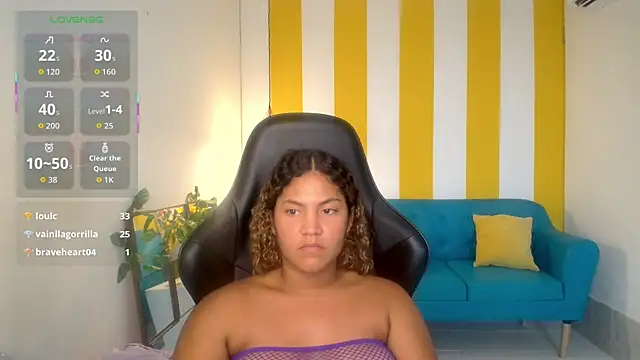 Cristal_War live sex cam