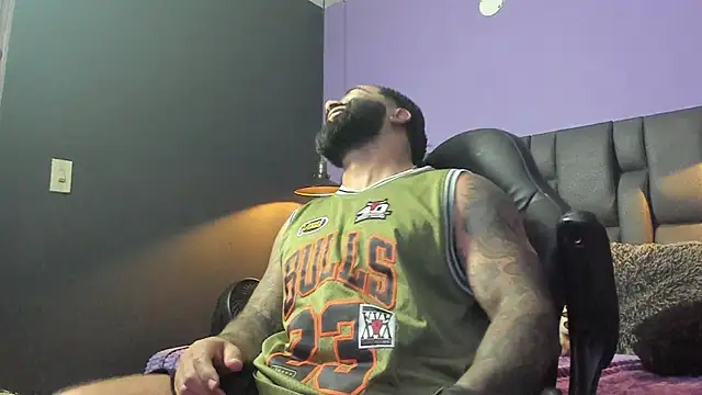 Lyon_vach live sex cam