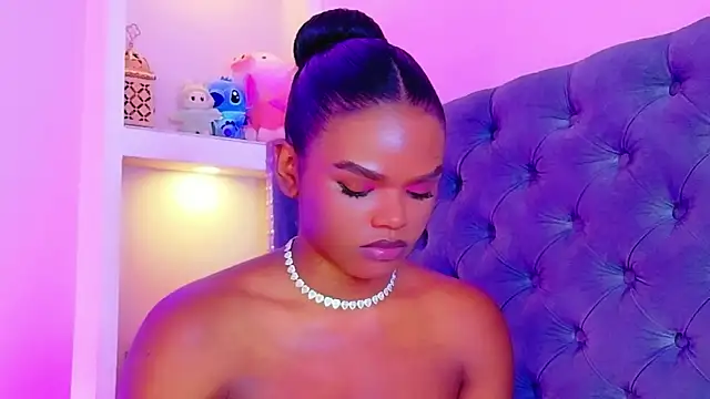 CamiEstrada live sex cam