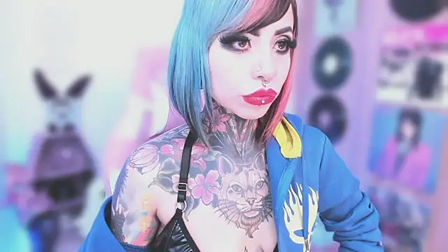 NikkiRamone live sex cam