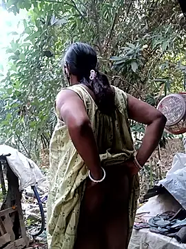 Hotty-rosni live sex cam