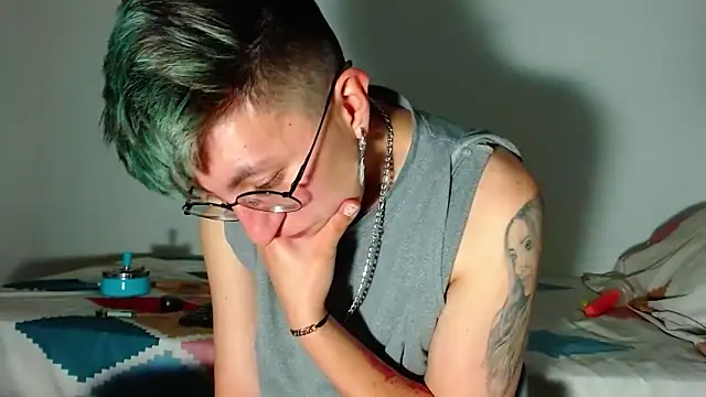 Sexyboy_666 live sex cam