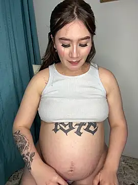 abiiegaill2's cam snapshot