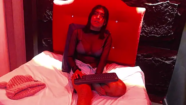 mia_violet8's cam snapshot