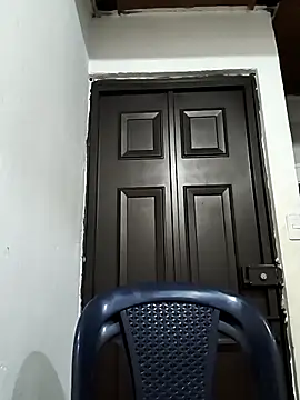 gata_salvaje1's cam snapshot