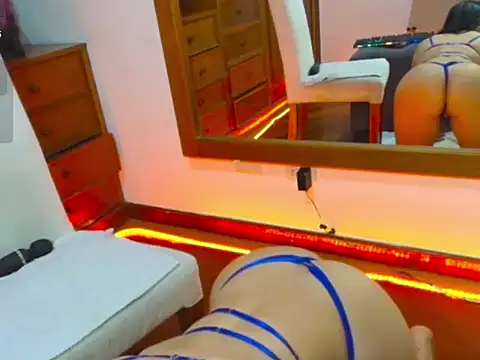 Talia__velvet's cam snapshot