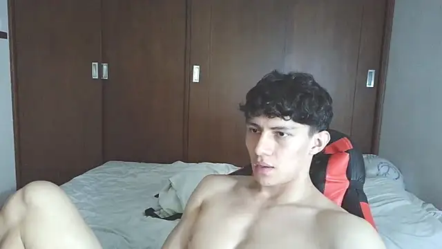 aresholland live sex cam