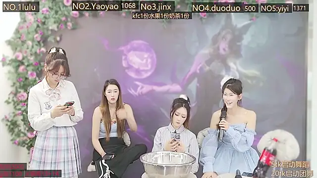 DogdogSM live sex cam