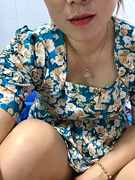 Baby-bigtits live sex cam