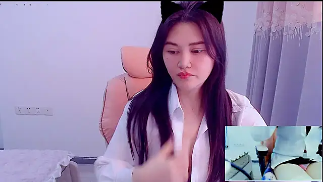 Little-sweet live sex cam