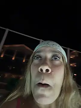 Bigbuttbrooklynn live sex cam