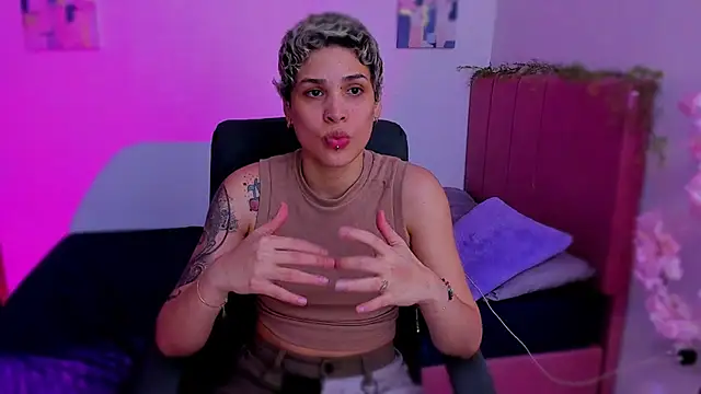 Charlee_pink live sex cam