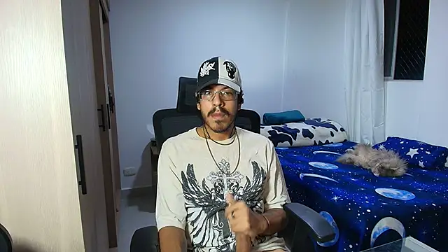 naitt_'s cam snapshot