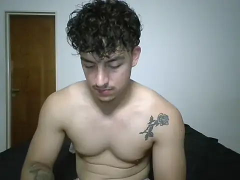 Tonblaze's cam snapshot