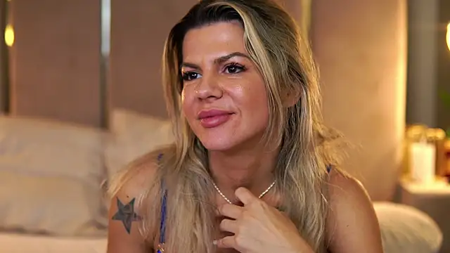 CamilaStarr live sex cam