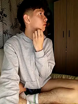 heyy_noah11's cam snapshot