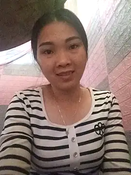 Lovebaby-love's cam snapshot