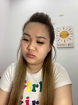 Almira6868 live sex cam