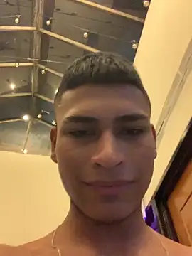 Emiliano_Reyes live sex cam