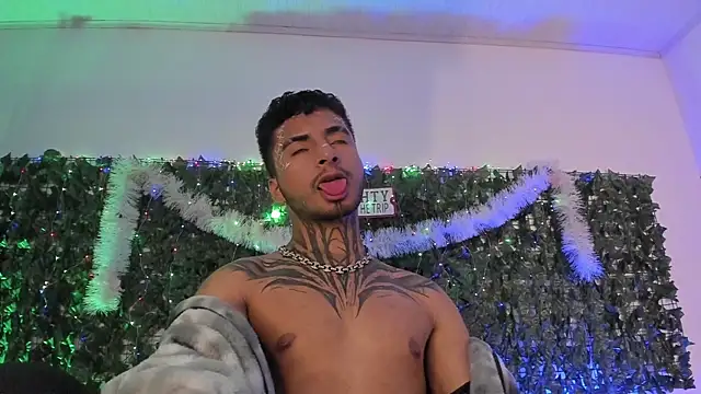 JuanCamiilo_66 live sex cam