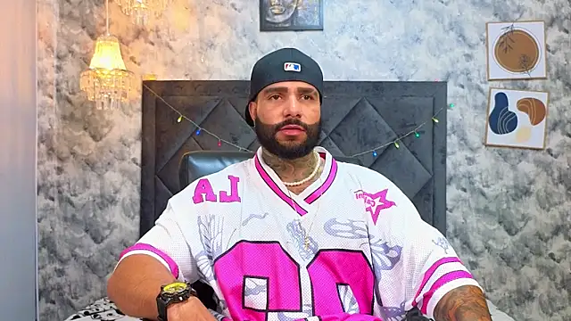 Apolo_rousse1 live sex cam