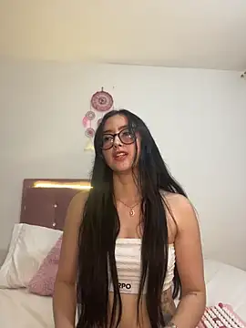 Just_Isaa's cam snapshot