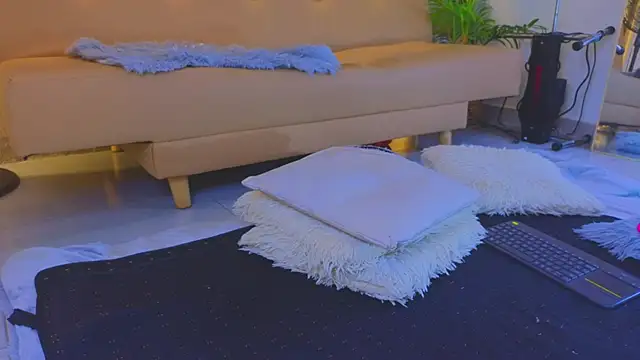 Isa__Blanc live sex cam