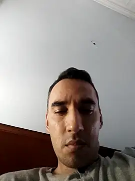 KenazBoy's cam snapshot