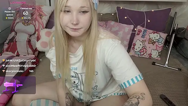 MeowkaKitty's cam snapshot