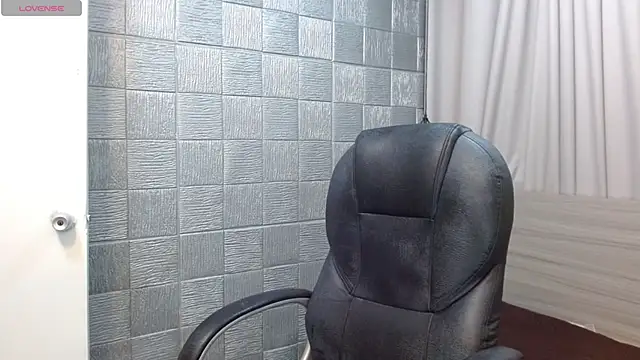 Iantwink18 live sex cam