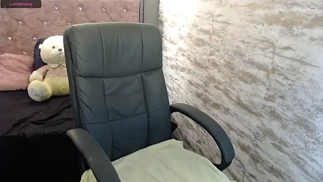 Cloe16_'s cam snapshot