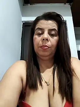 gata_salvaje1's cam snapshot