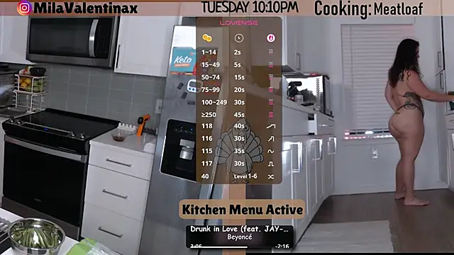 MilaValentina live sex cam