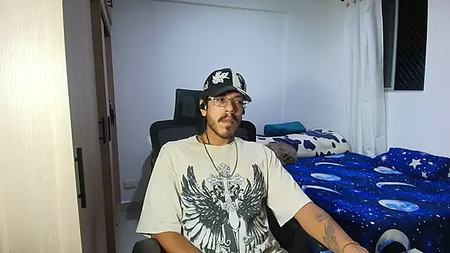 naitt_'s cam snapshot