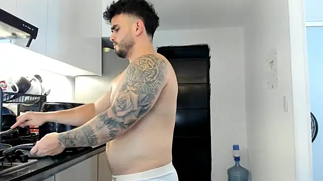 Ricardogo19 live sex cam