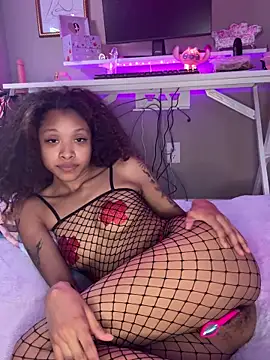 rubywithpearls live sex cam