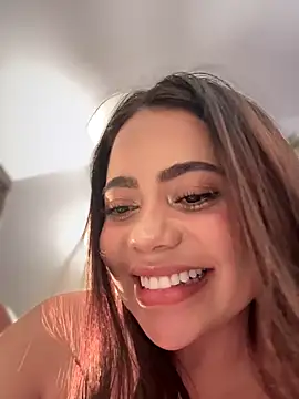 Aryrosee live sex cam