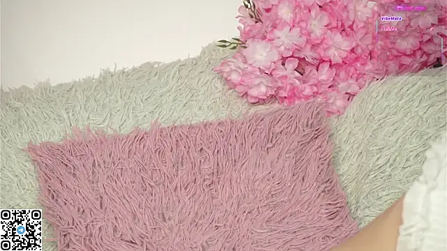 AmiLewis live sex cam