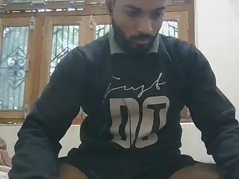 Raw12499 live sex cam