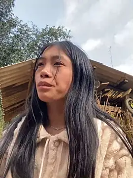 LylyOx9 live sex cam