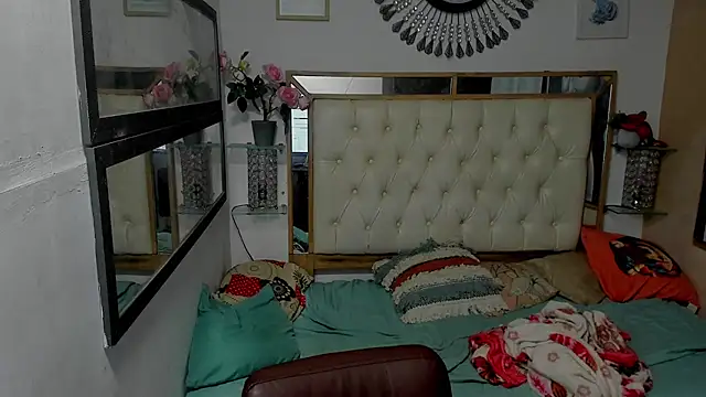 heiker_ live sex cam