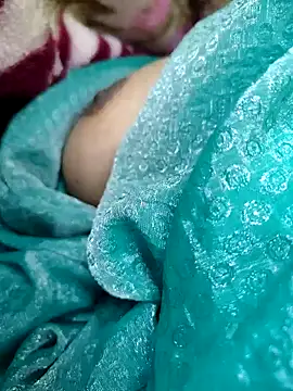 Hot_soniya_xeci live sex cam