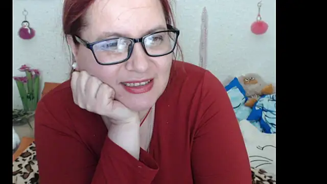 PlayfullMature live sex cam