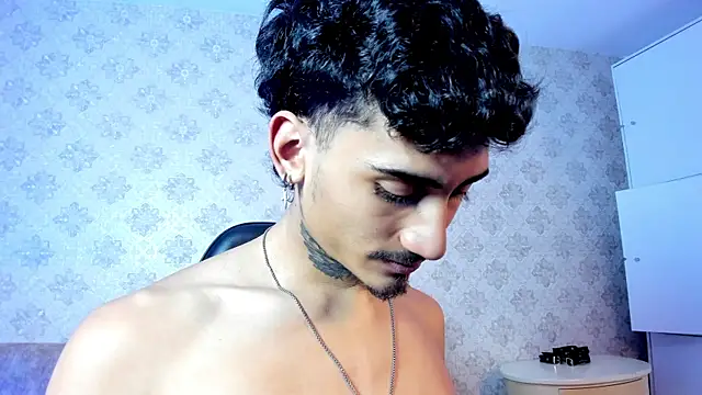 Mr_Strike live sex cam