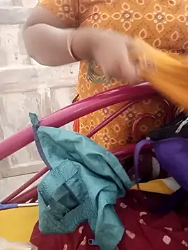 Hotty-rumi live sex cam