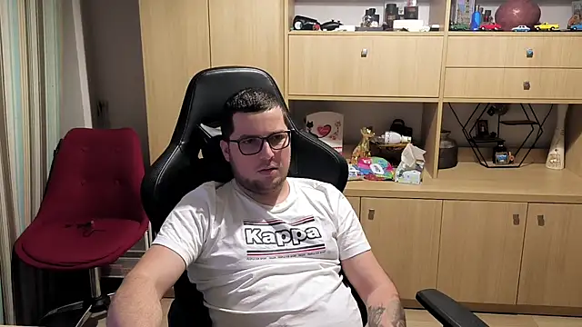 kevinnlovelly's cam snapshot