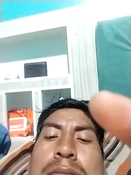 Ruizito27e's cam snapshot