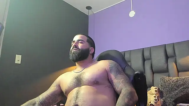 Lyon_vach live sex cam